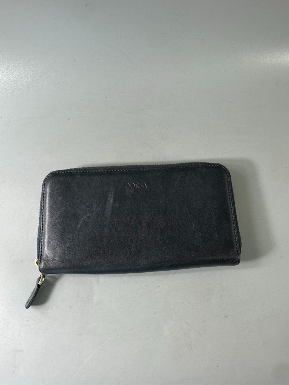 Dorsa Black Leather Zip-around Long Wallet